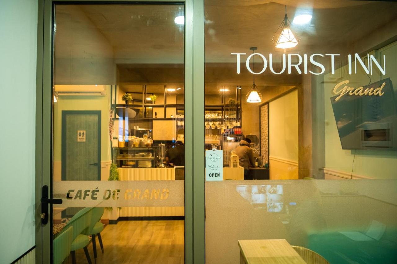 Tourist Inn Grand Male Zewnętrze zdjęcie