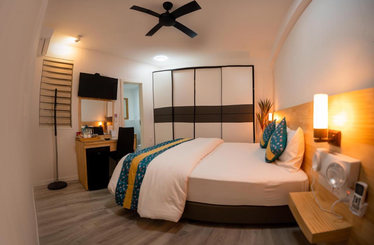 Tourist Inn Grand Male Zewnętrze zdjęcie